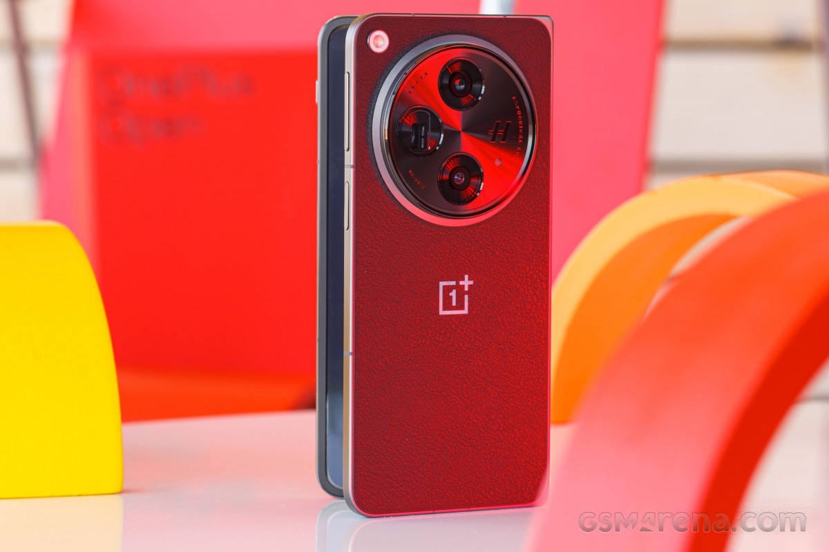 OnePlus Open 2 In Canada